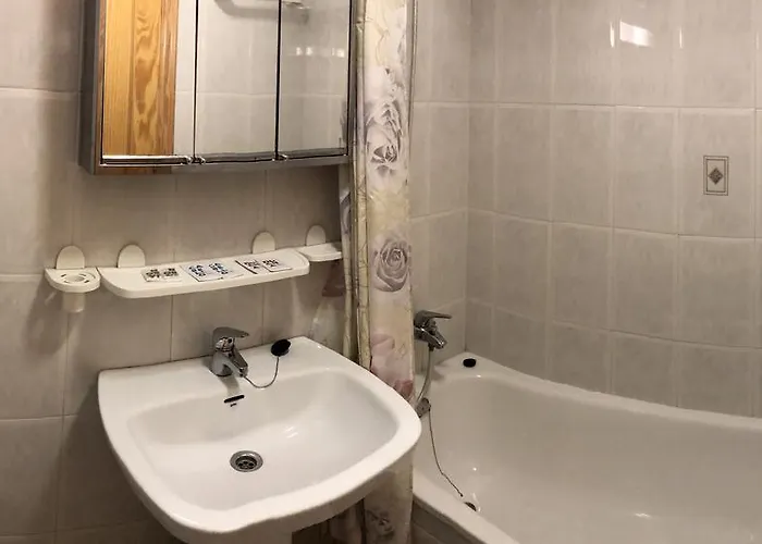 Belen Monteagudo 18 *